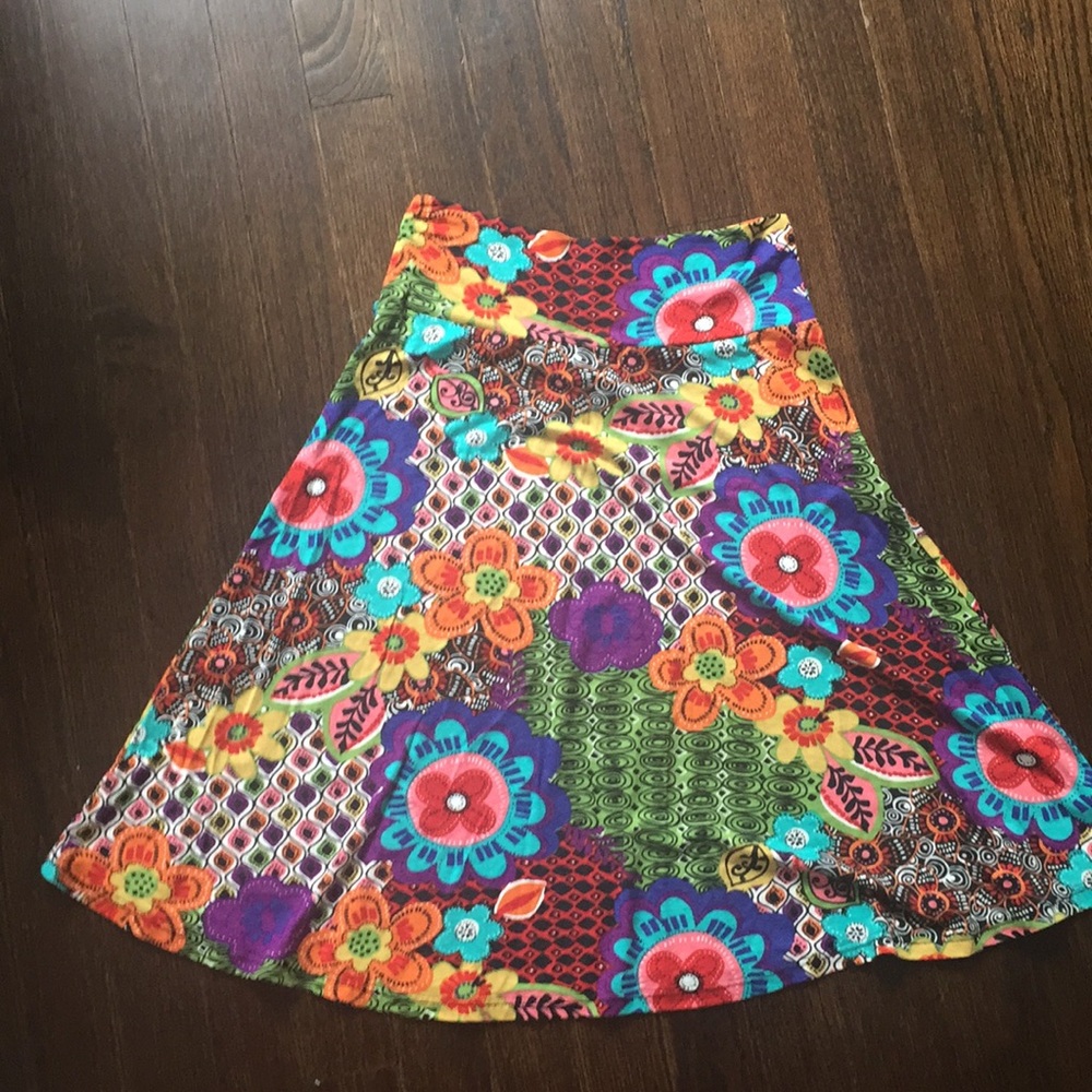 Colored midi skirt